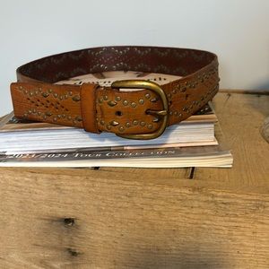 Linea Pelle Genuine Leather Belt Size Small Brown leather with metal studs